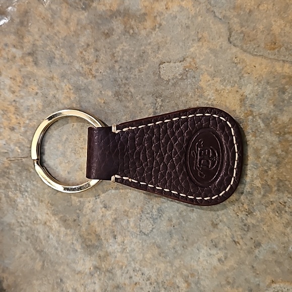 Dooney and Bourke J6616532 Pebbled Leather Handbag Deep Burgund - Picture 2 of 11